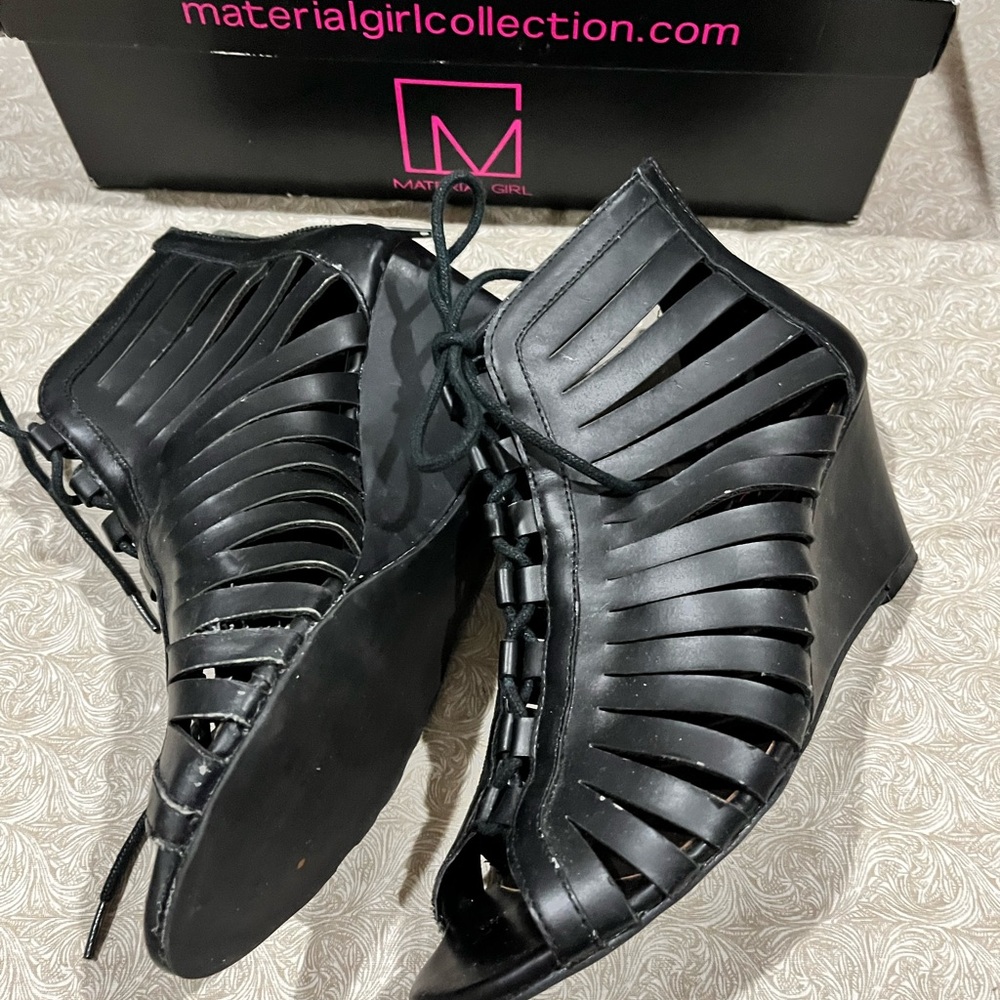 VTG Material Girl Wedge Sandals